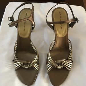 Bandolino Sandal Bronze